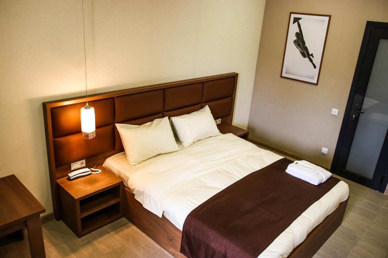 Concord Hotel Μπισκέκ Εξωτερικό φωτογραφία